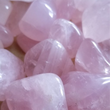 Load image into Gallery viewer, Rose Quartz - Tumbled