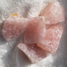 Load image into Gallery viewer, Rose Quartz - Raw