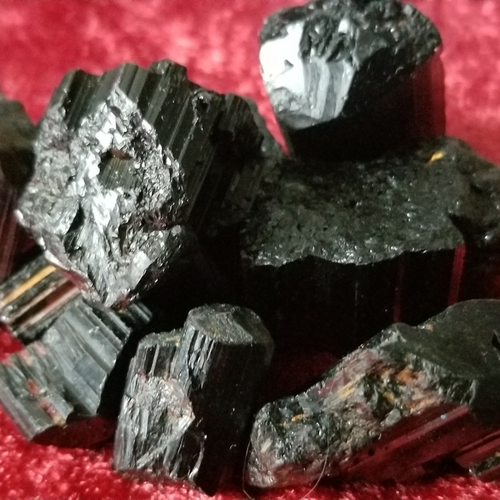 Black tourmaline protection crystal electromagnetic frequencies  EMF