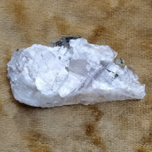 Load image into Gallery viewer, Selenite - Raw
