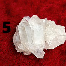 Load image into Gallery viewer, Quartz Cluster 5, sits flat not up
